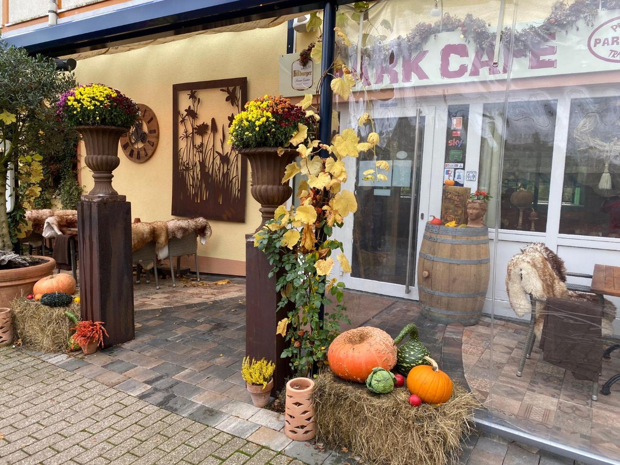 Ferienwohnungen Park Cafe Am Kurpark แบร์นคาสเทล-คืสท์ ภายนอก รูปภาพ
